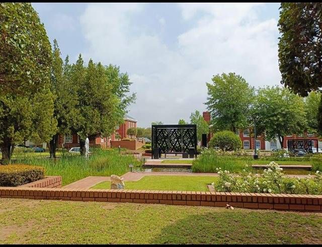 BUSINESS PROPERTY TO RENT IN BRYANSTON